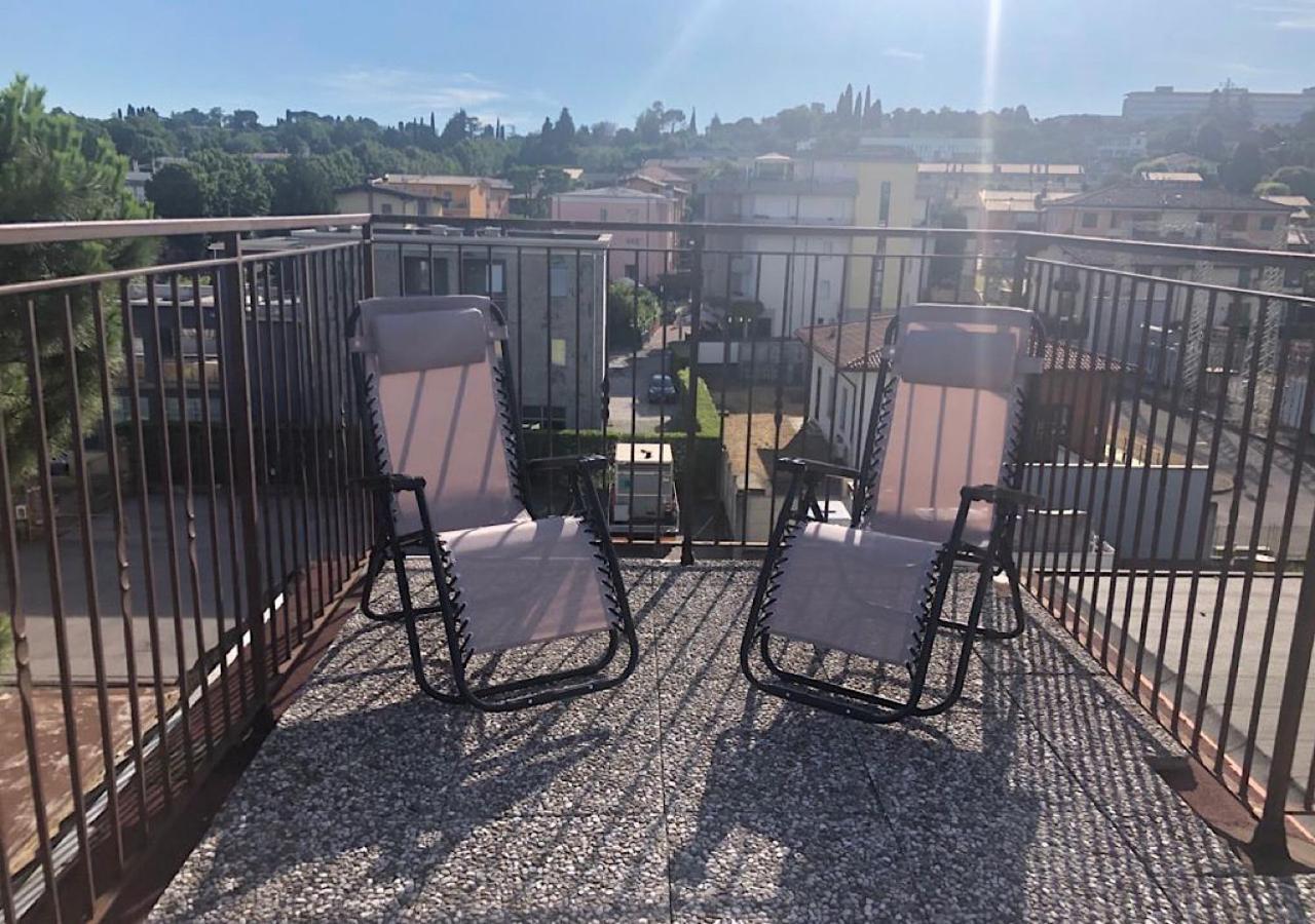 La Magnolia Apartments II Rose Desenzano del Garda Exterior foto